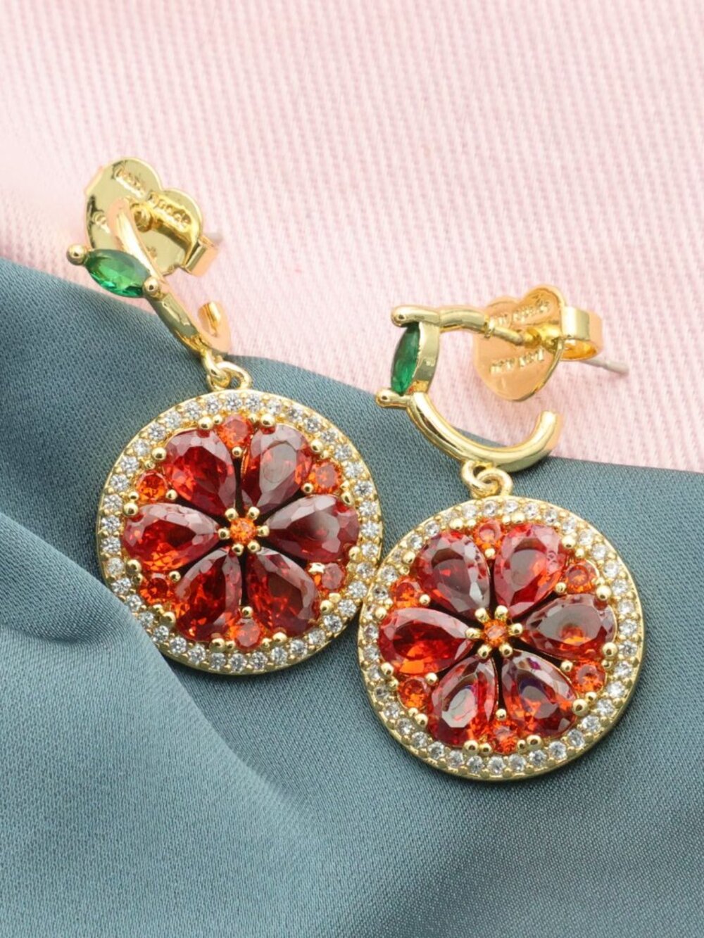 Kate Spade Sweet Citrus Gold Crystal Orange Earrings NEW Perfect condition - Picture 2 of 2